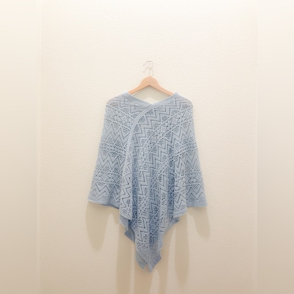 S-L Sky Blue Poncho - Picture 1 of 1